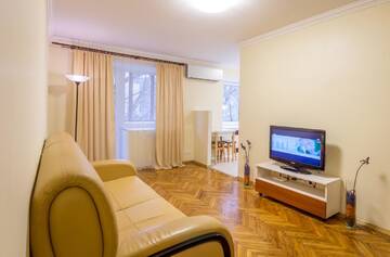 Апартаменты с 2 спальнями - Ул. Леонида Первомайского, 11 в Апартаментах DayFlat Apartments
